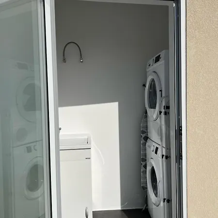 Luzzu Harbour Modern 2br In *