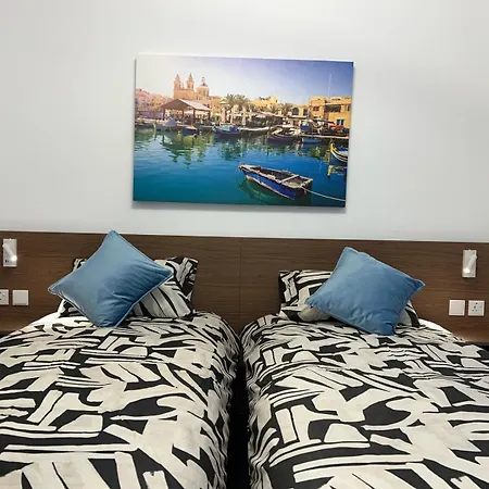 Luzzu Harbour Modern 2br In Apartament Marsaxlokk