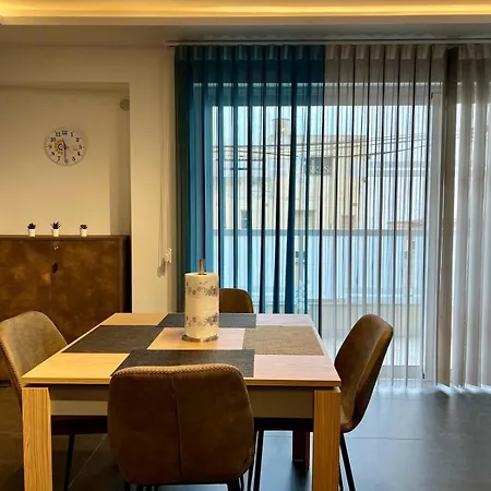 Luzzu Harbour Modern 2br In